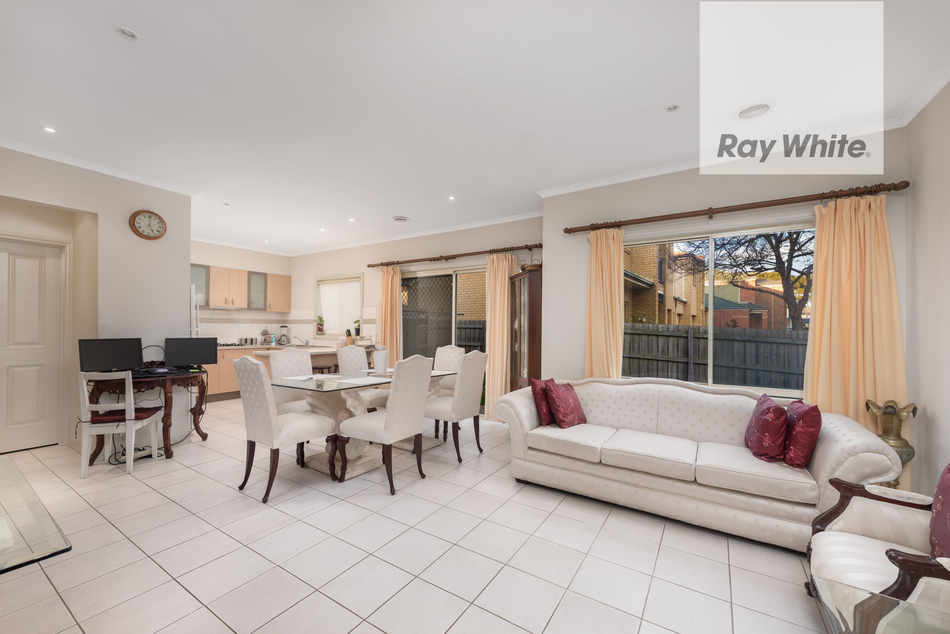 4 Oasis Place, Bundoora VIC 3083, Bundoora - Thumbnail 2