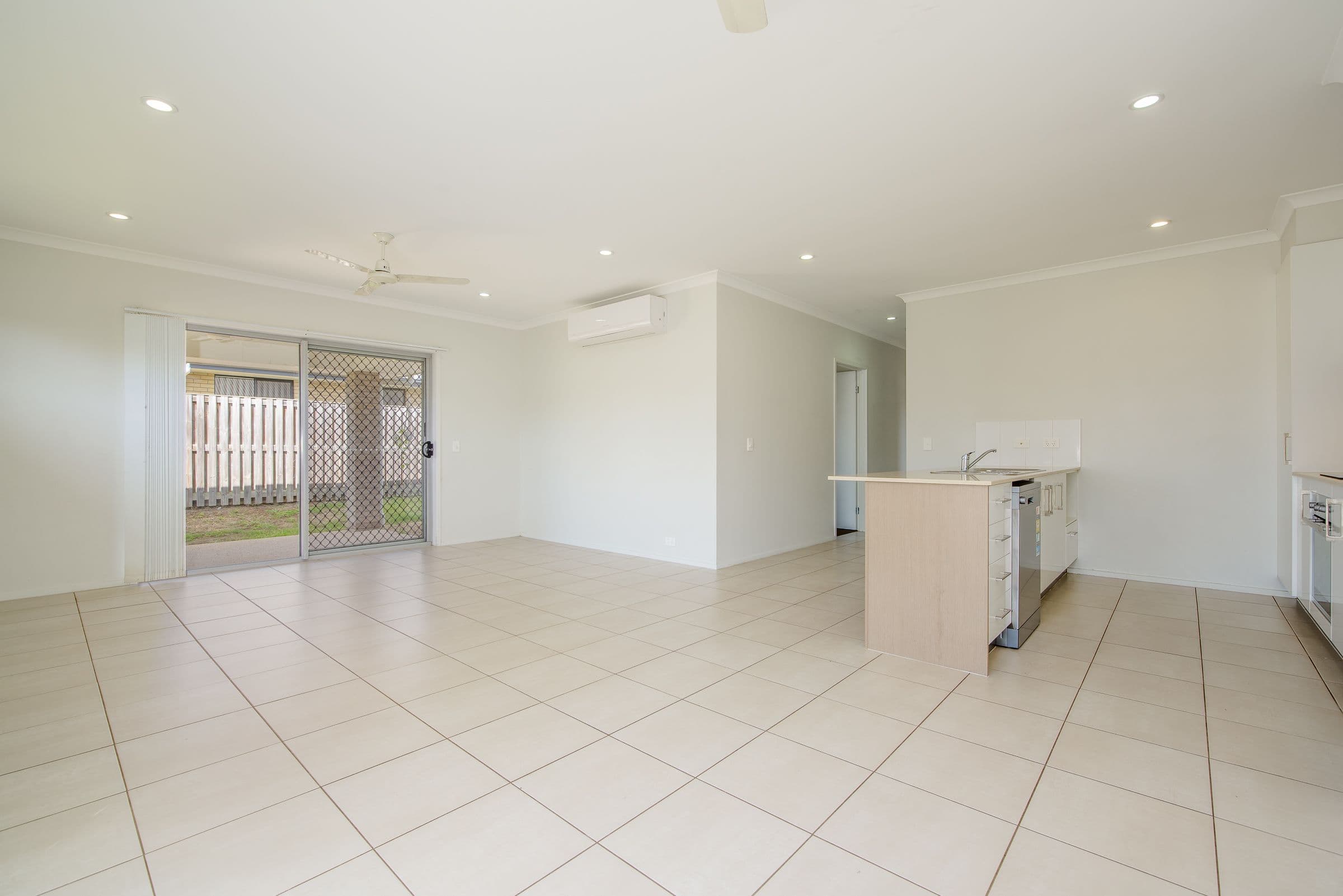 7 Clover Crescent, Boyne Island QLD 4680, Boyne Island - Thumbnail 5