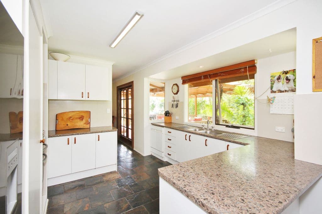 1 Cardinal Court, MUDGEERABA QLD 4213, Mudgeeraba - Thumbnail 5