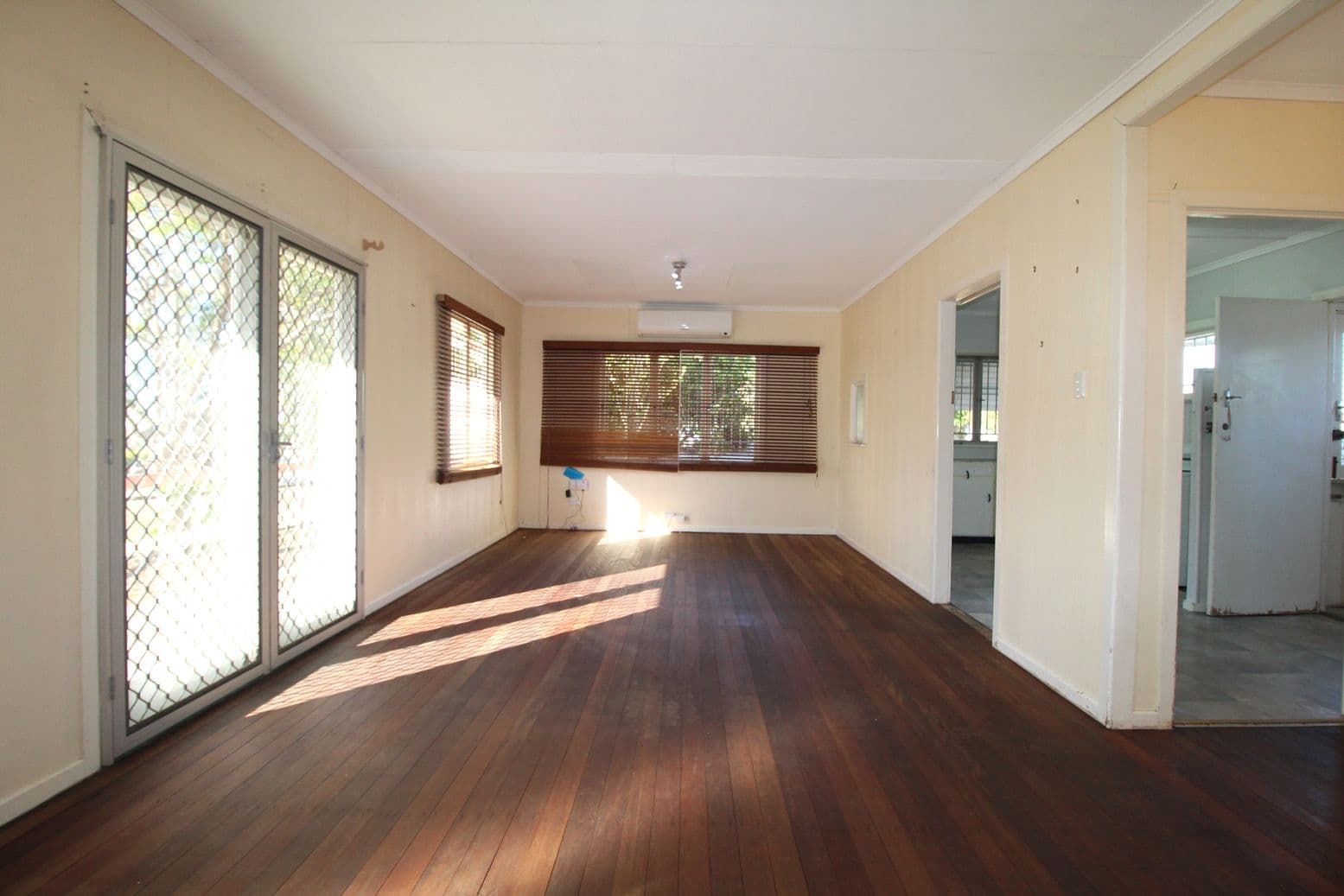 38 George Street, Toogoolawah QLD 4313, Toogoolawah - Thumbnail 2