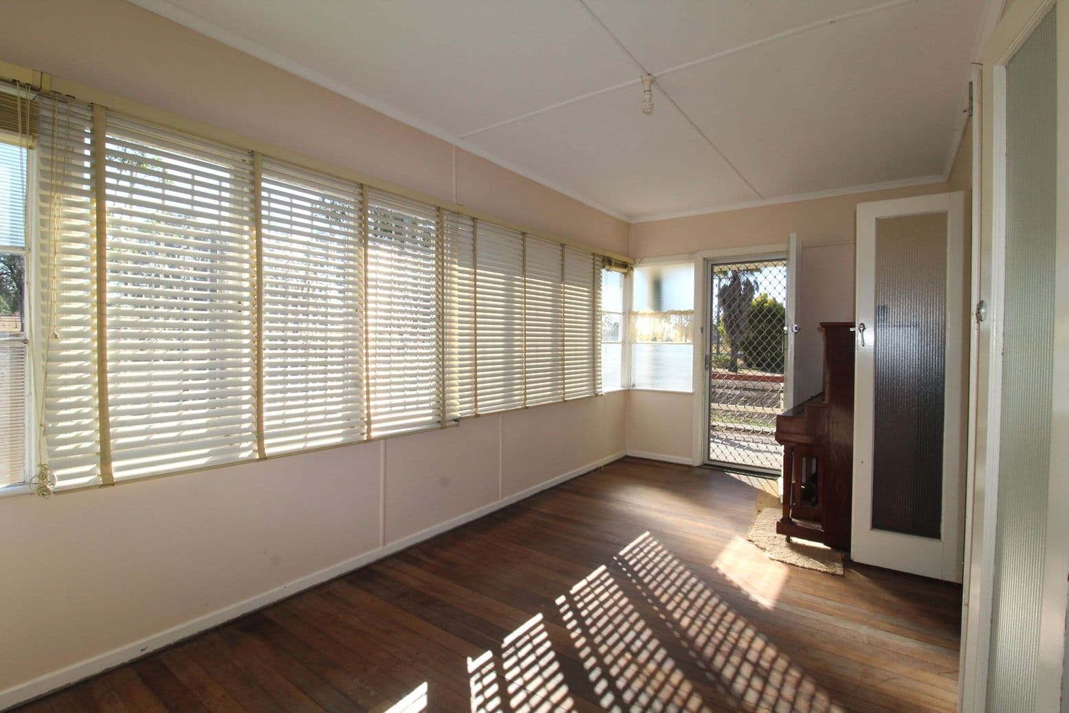 38 George Street, Toogoolawah QLD 4313, Toogoolawah - Thumbnail 7