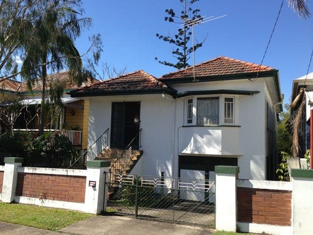 28 Faversham Street, WOOLLOONGABBA QLD 4102, Woolloongabba - Image 1