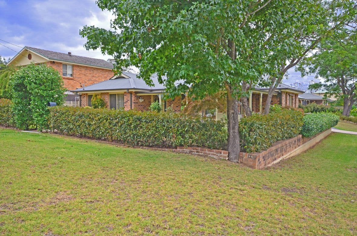 26 Hill Street, PICTON NSW 2571, Picton - Image 1