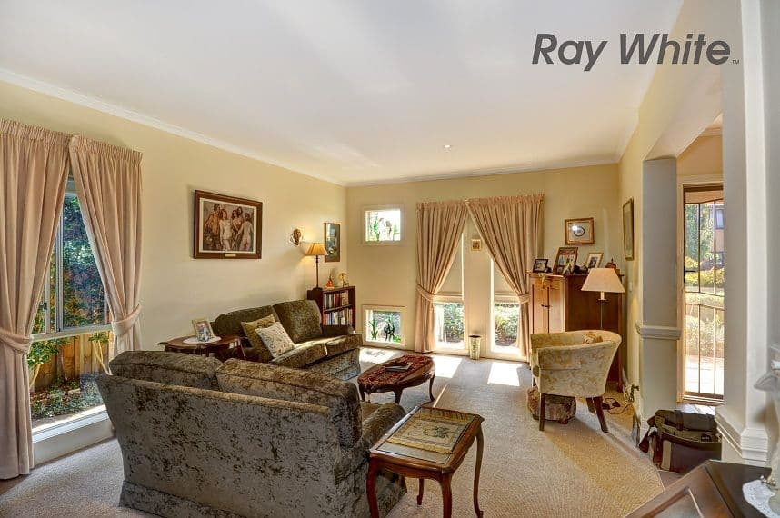 27  Riverglades Drive, POINT COOK VIC 3030, Point Cook - Thumbnail 2