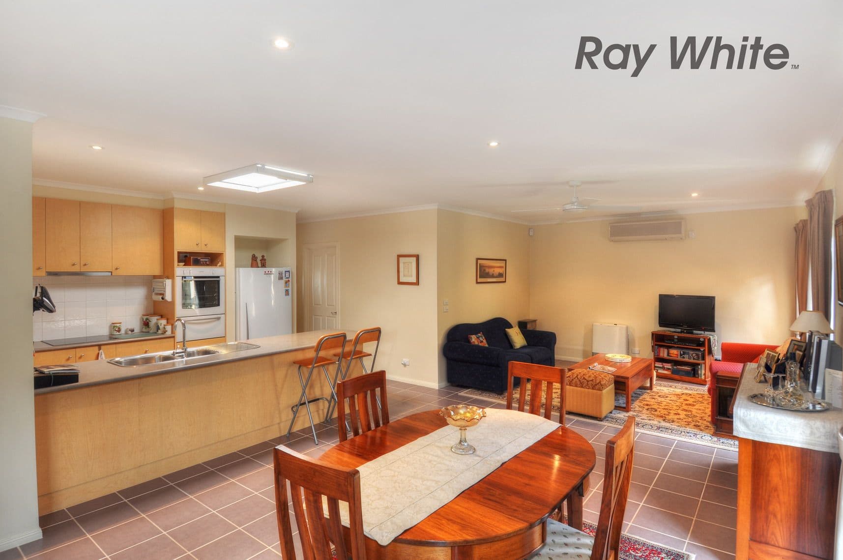 27  Riverglades Drive, POINT COOK VIC 3030, Point Cook - Thumbnail 5