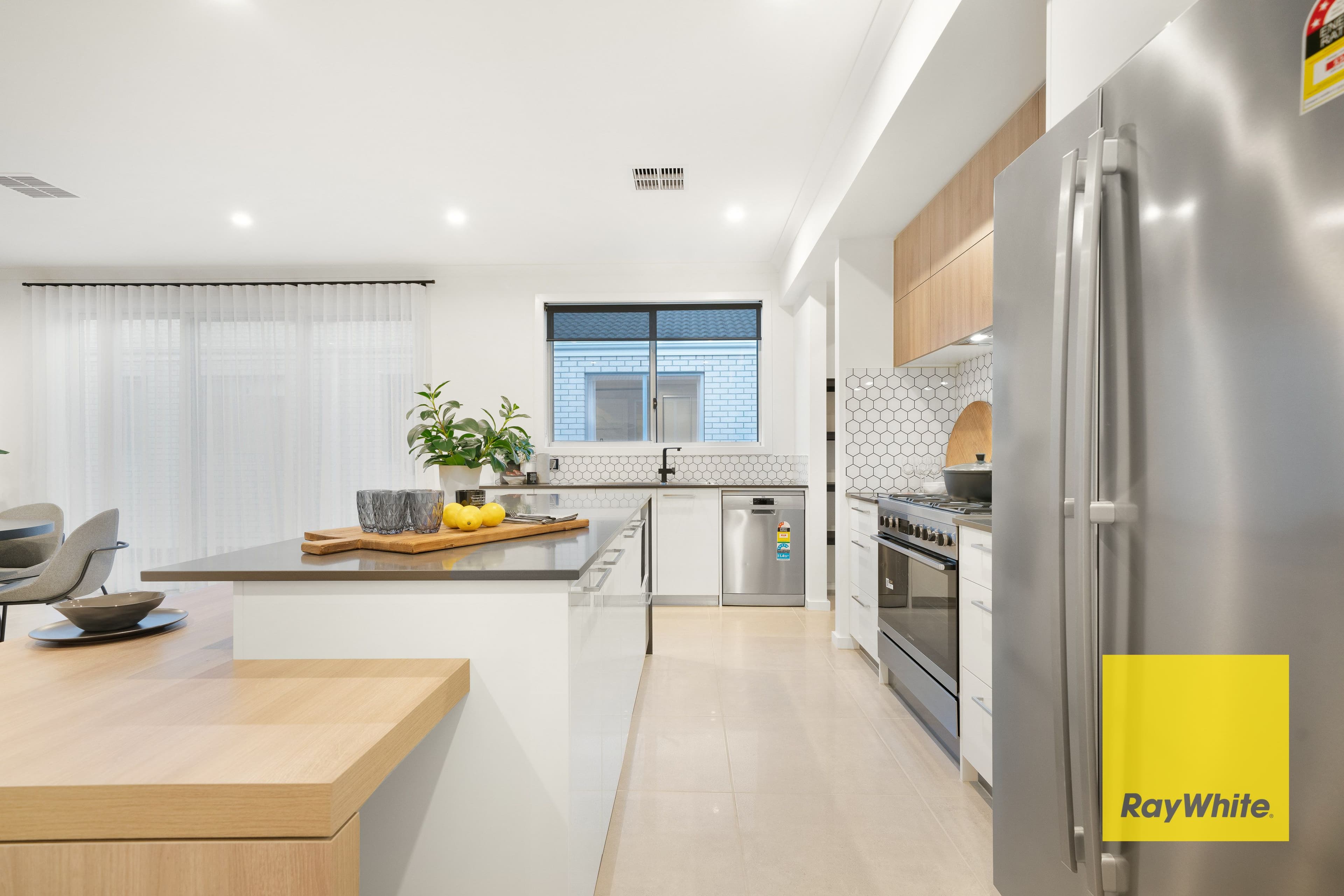 13 Frontier Circuit, Tarneit VIC 3029, Tarneit - Thumbnail 6