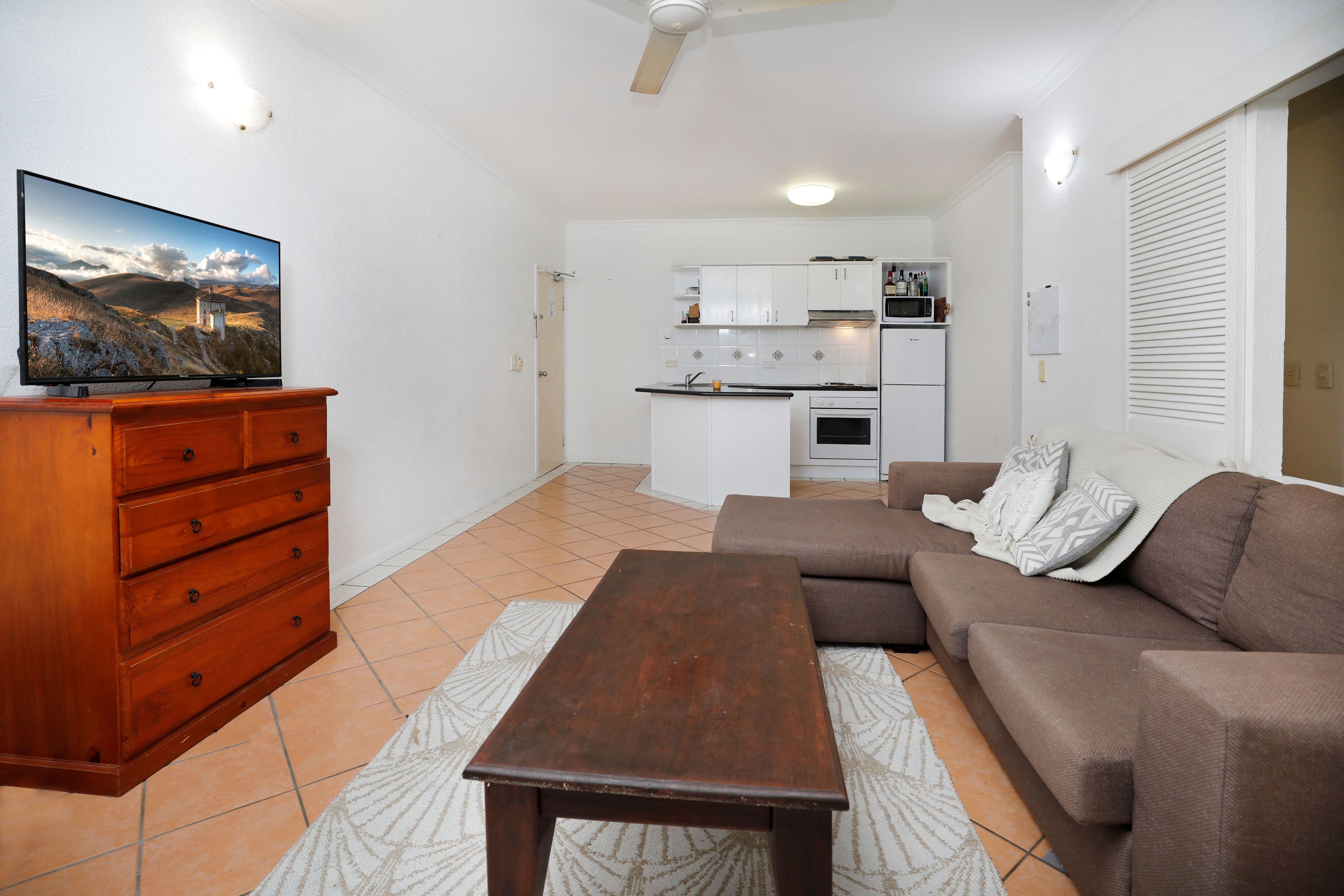6-8 Triton Street, Palm Cove QLD 4879, Palm Cove - Thumbnail 2