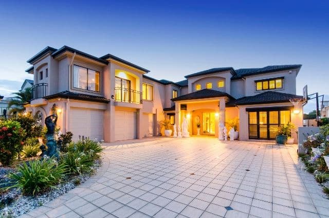 25 Sir Bruce Small Boulevard, BENOWA WATERS QLD 4217, Benowa - Thumbnail 4