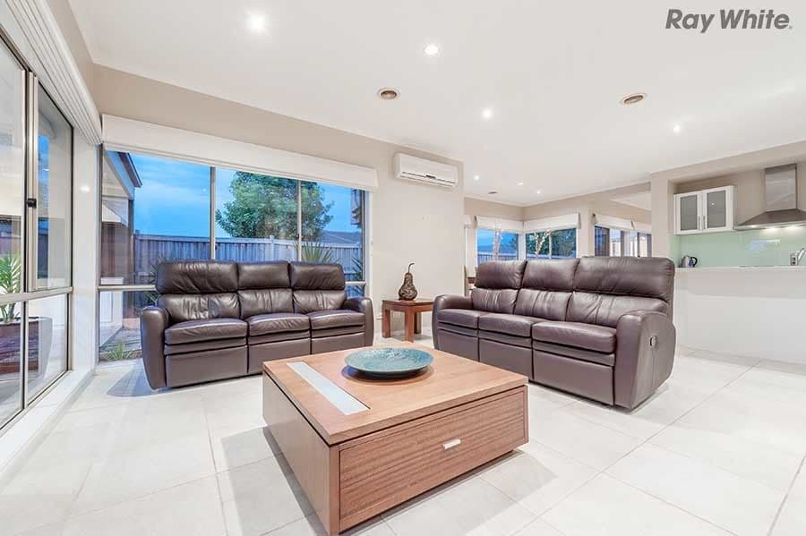 15 Bondi Lane, Taylors Hill VIC 3037, Taylors Hill - Thumbnail 5