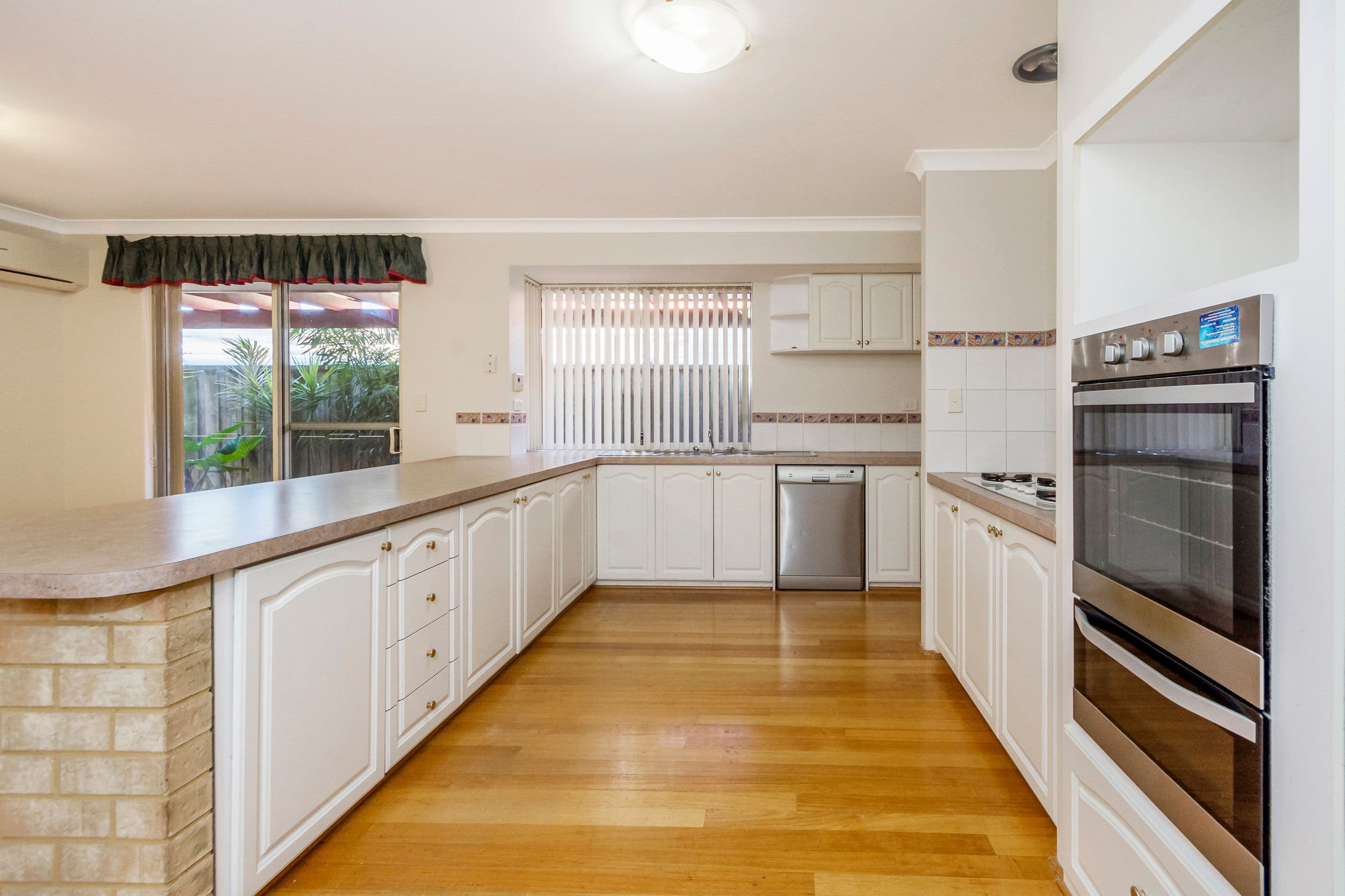 21 Ritchie Drive, Rockingham WA 6168, Rockingham - Image 1