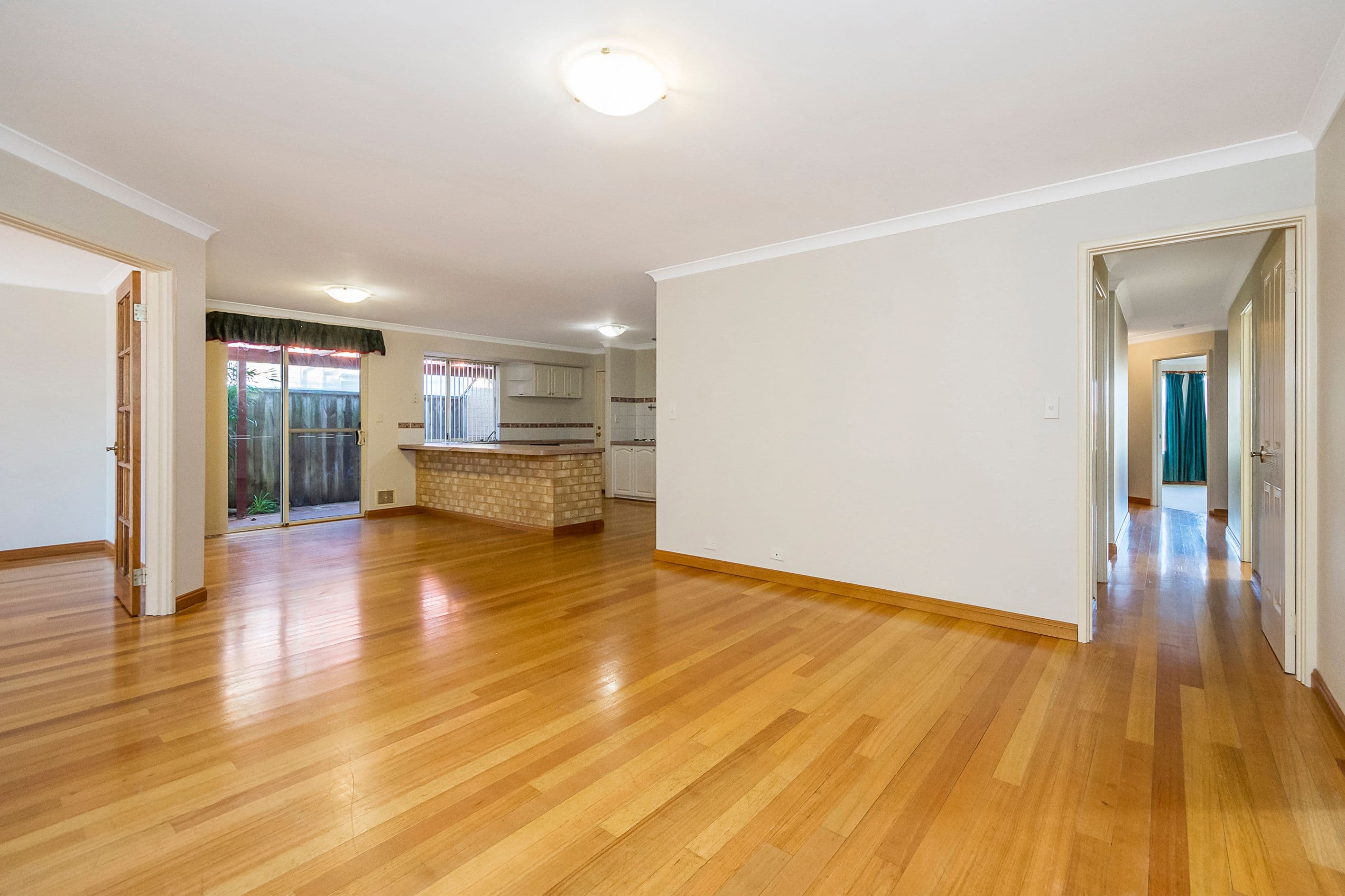 21 Ritchie Drive, Rockingham WA 6168, Rockingham - Thumbnail 2