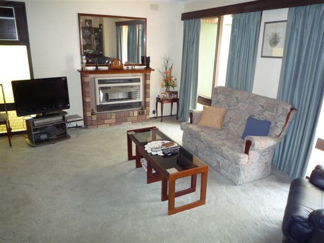 14 Valda Road, PARA HILLS SA 5096, Para Hills - Thumbnail 2