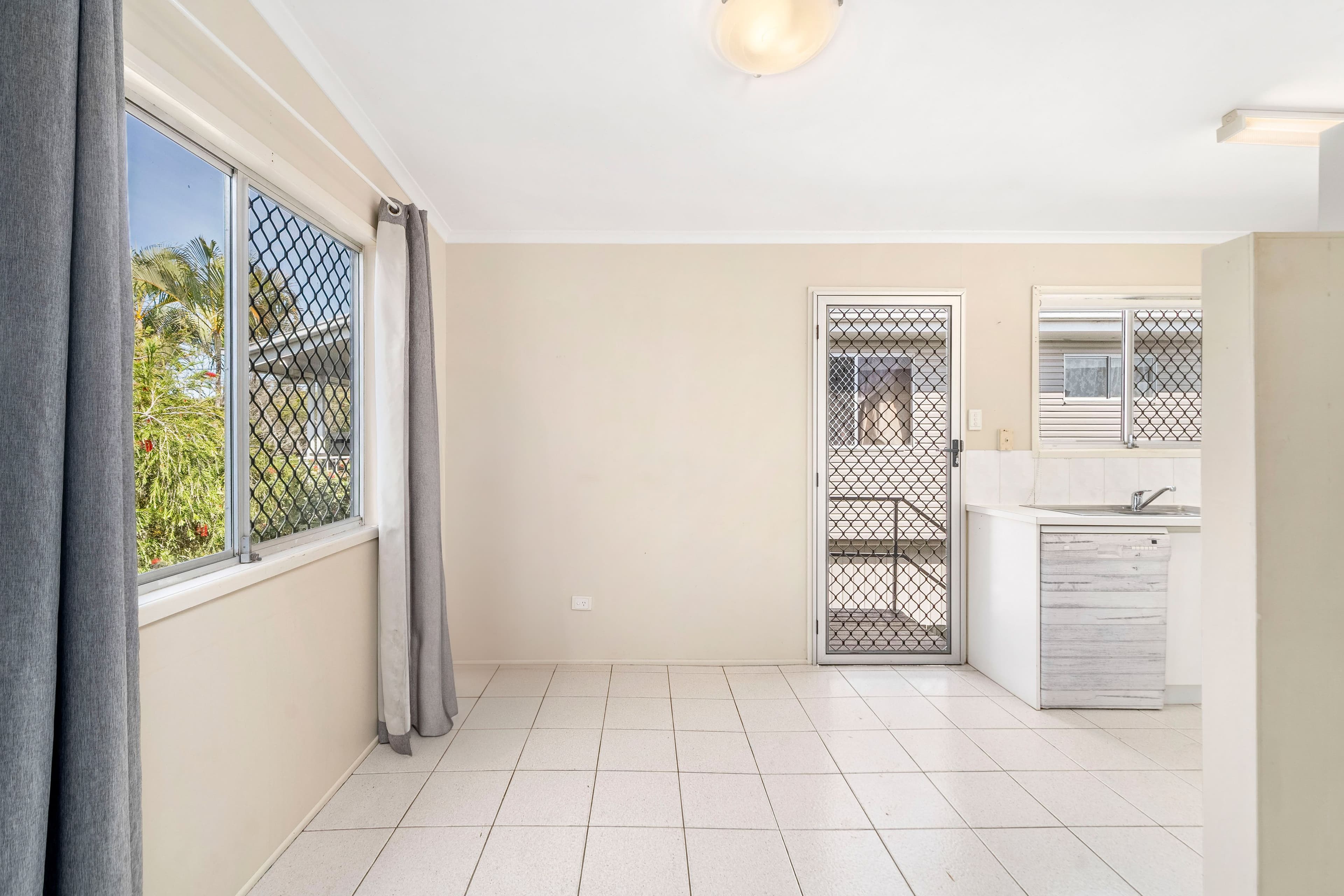 7 Sportsground Street, Redcliffe QLD 4020, Redcliffe - Thumbnail 7