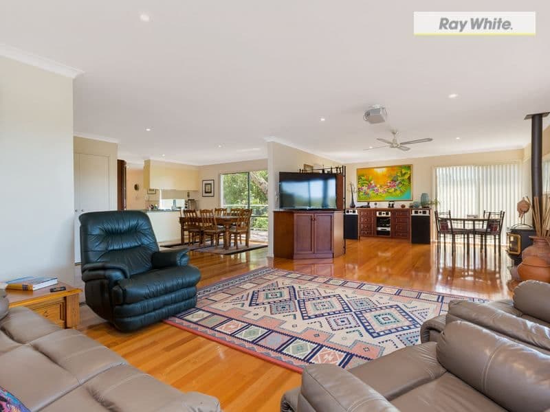 38 Salisbury Avenue, Ivanhoe, Ivanhoe - Thumbnail 4