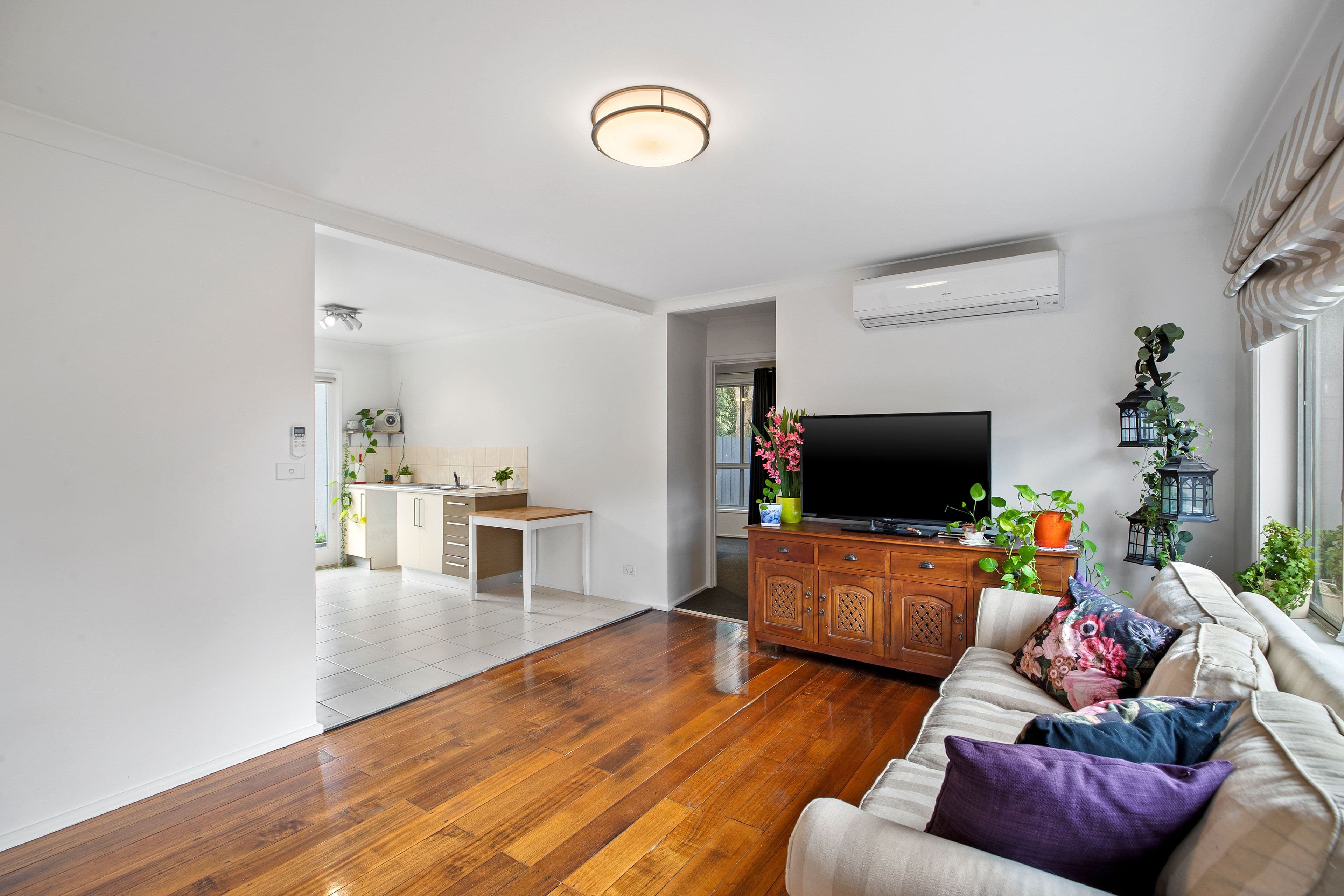 10 Alvina Street, Ferntree Gully VIC 3156, Ferntree Gully - Thumbnail 2