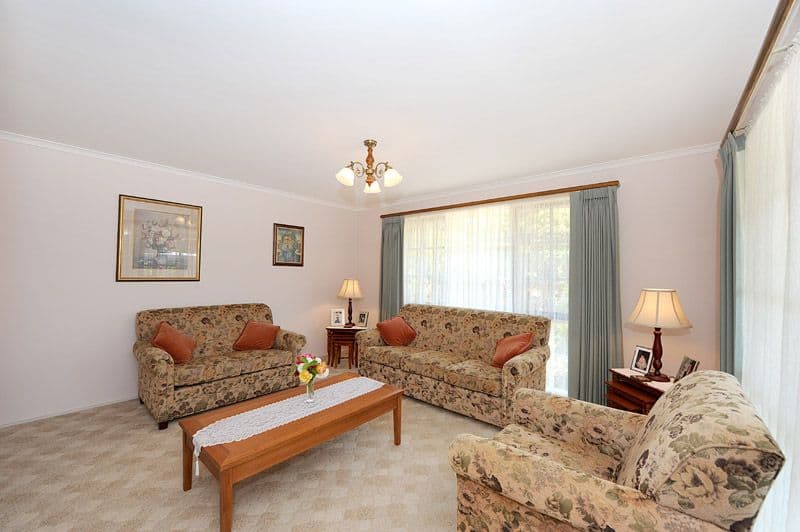 49 Toolimerin Avenue, BAYSWATER NORTH VIC 3153, Bayswater North - Thumbnail 4