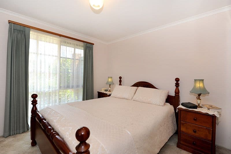 49 Toolimerin Avenue, BAYSWATER NORTH VIC 3153, Bayswater North - Thumbnail 6