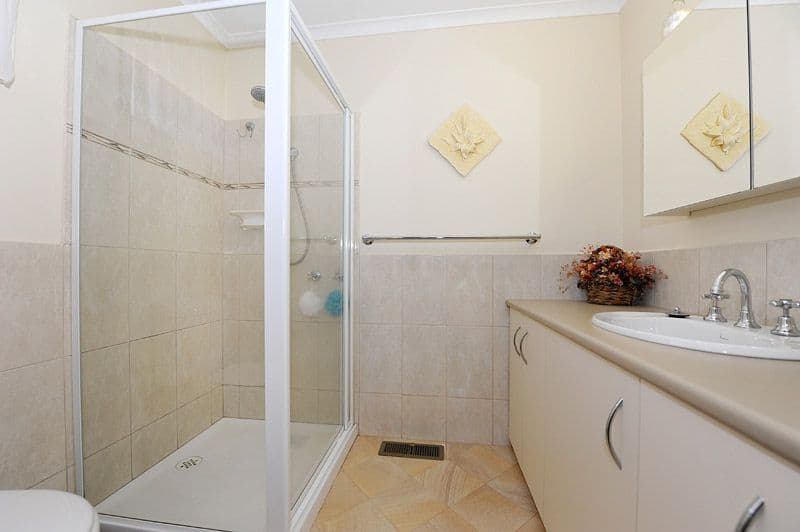 49 Toolimerin Avenue, BAYSWATER NORTH VIC 3153, Bayswater North - Thumbnail 7