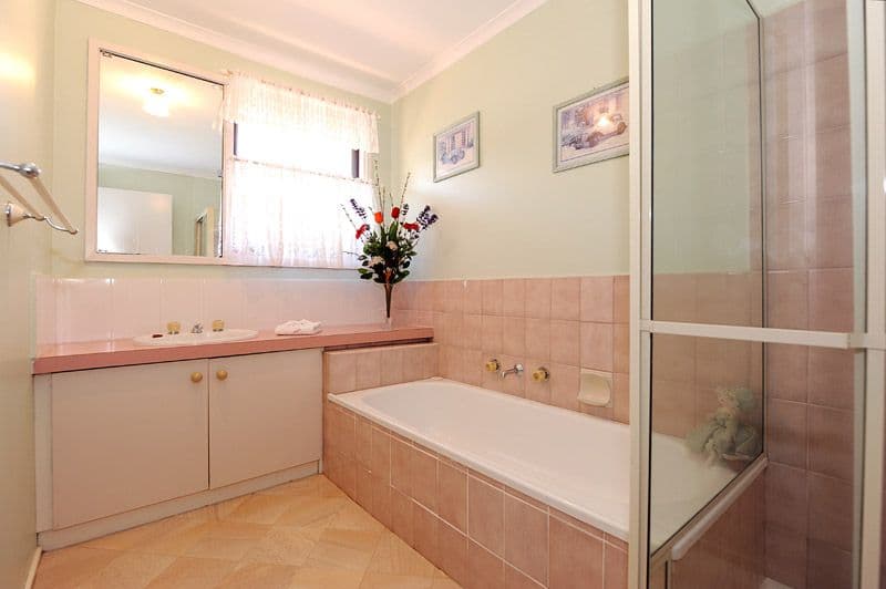 49 Toolimerin Avenue, BAYSWATER NORTH VIC 3153, Bayswater North - Thumbnail 8