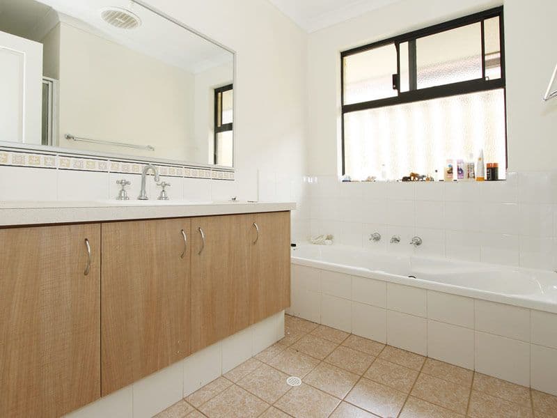 5A Anona Place, RIVERTON WA 6148, Riverton - Thumbnail 5