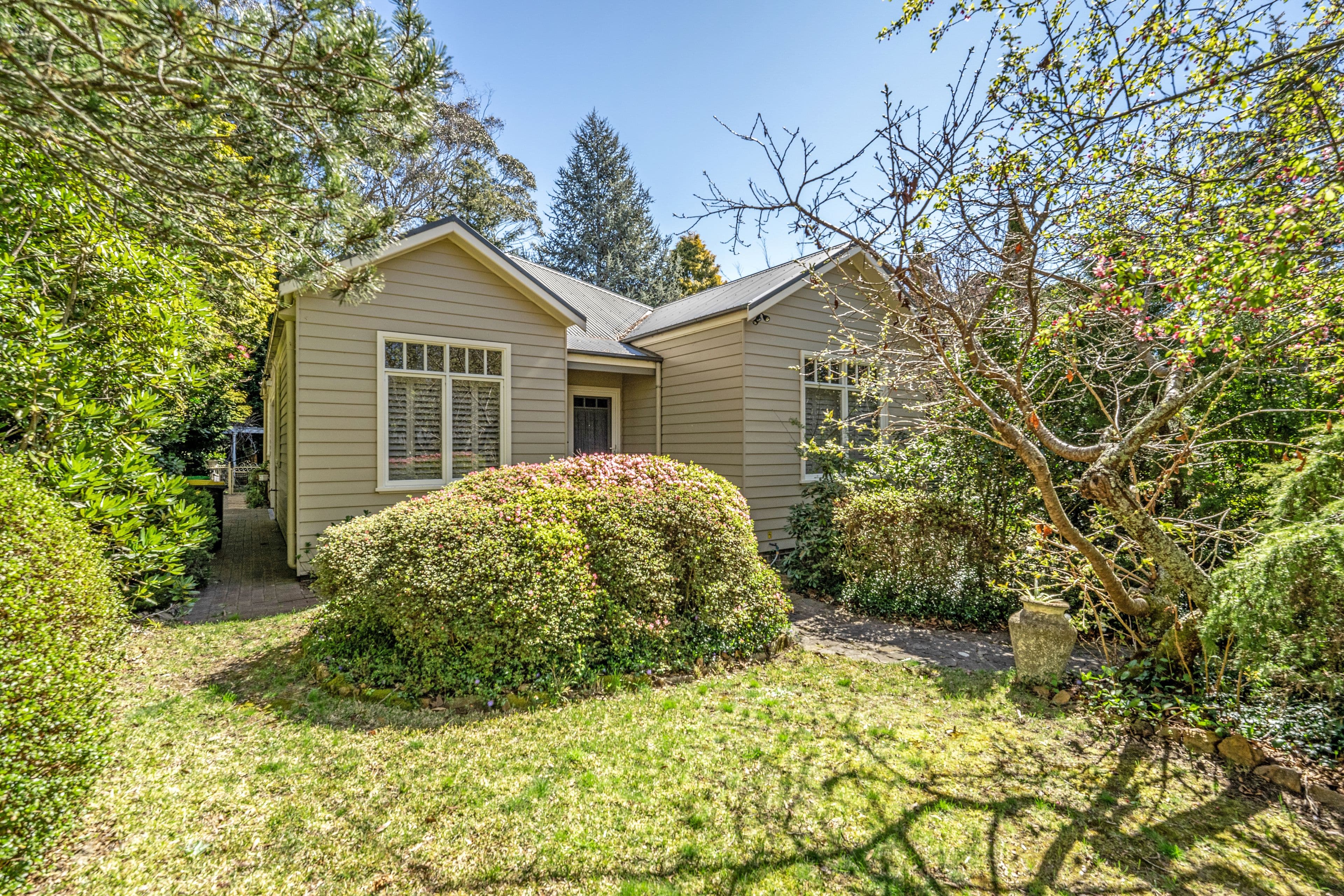 2 Jubilee Avenue, Blackheath NSW 2785, Blackheath - Thumbnail 6