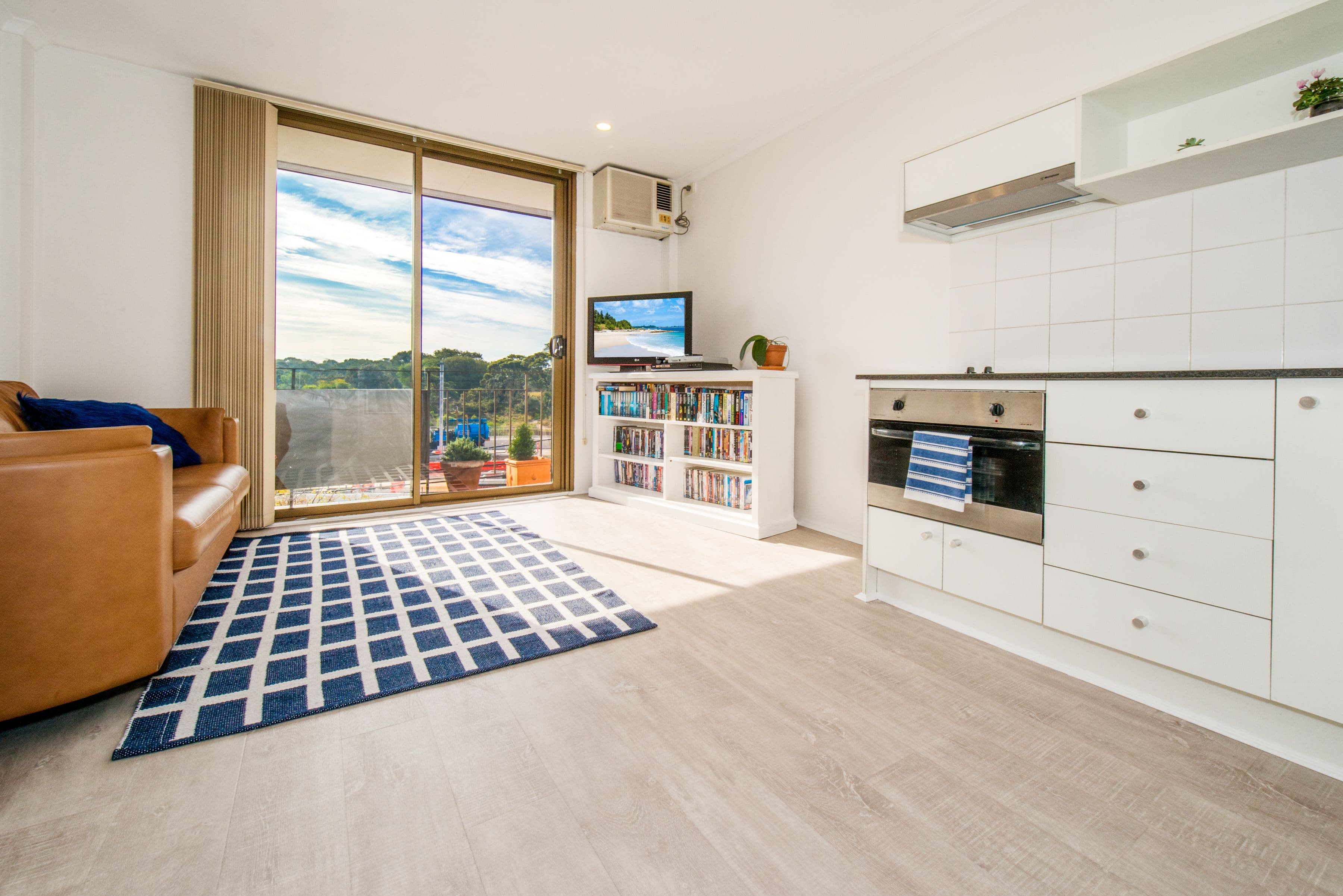 35 Alison Road, Kensington NSW 2033, Kensington - Thumbnail 2