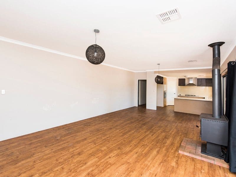 140 Rosewood Drive, Chittering WA 6084, Chittering - Thumbnail 8
