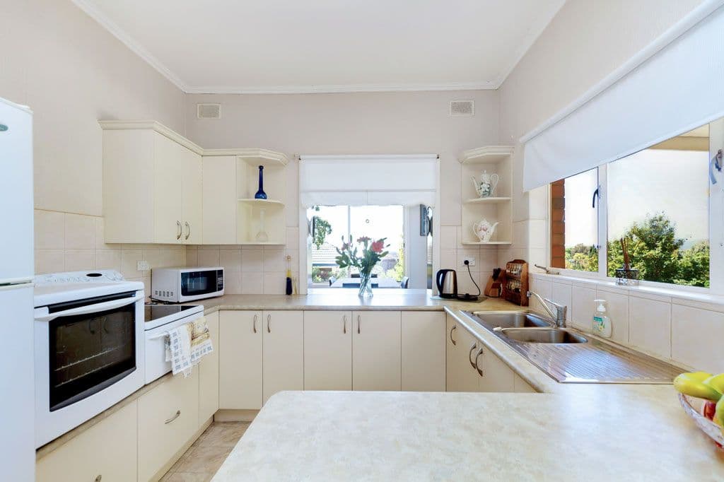 2 Jessie Street, SEACLIFF PARK SA 5049, Seacliff Park - Thumbnail 4