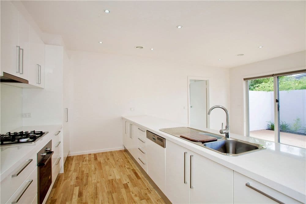10 Roscommon Place, HERNE HILL VIC 3218, Herne Hill - Thumbnail 4