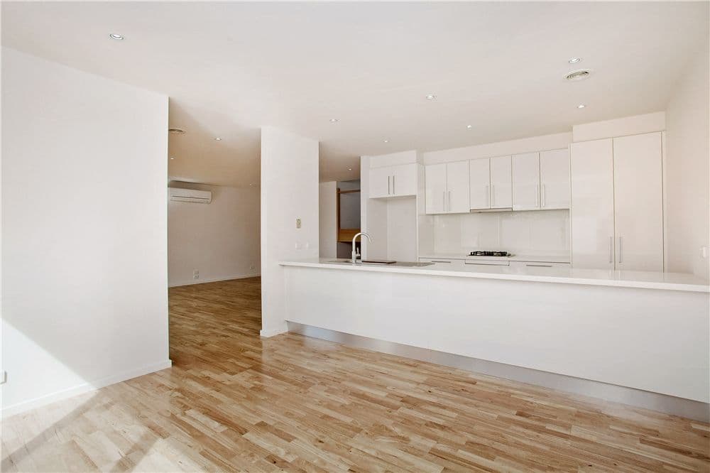 10 Roscommon Place, HERNE HILL VIC 3218, Herne Hill - Thumbnail 5