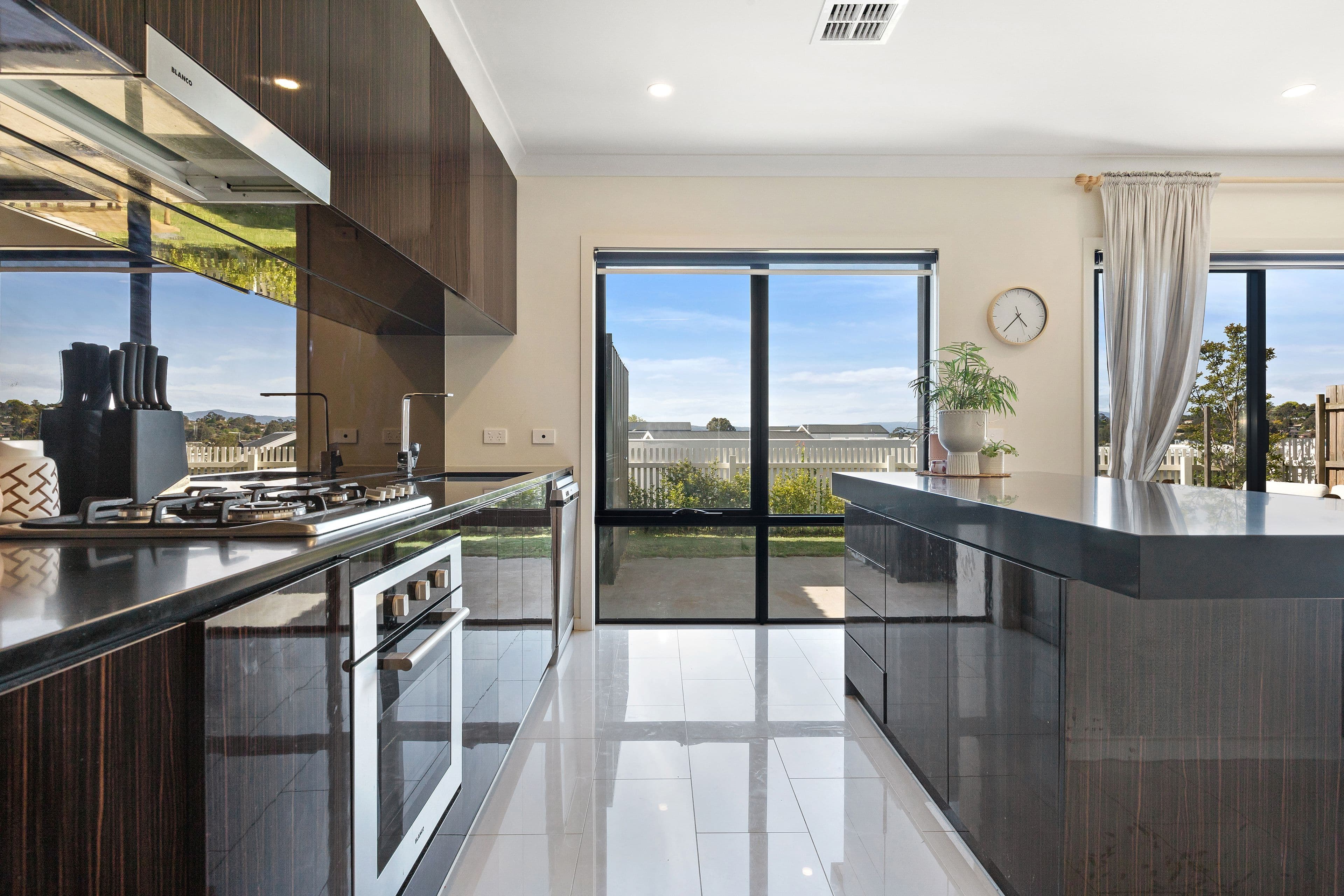 45 Amadeo Way, Chirnside Park VIC 3116, Chirnside Park - Thumbnail 4