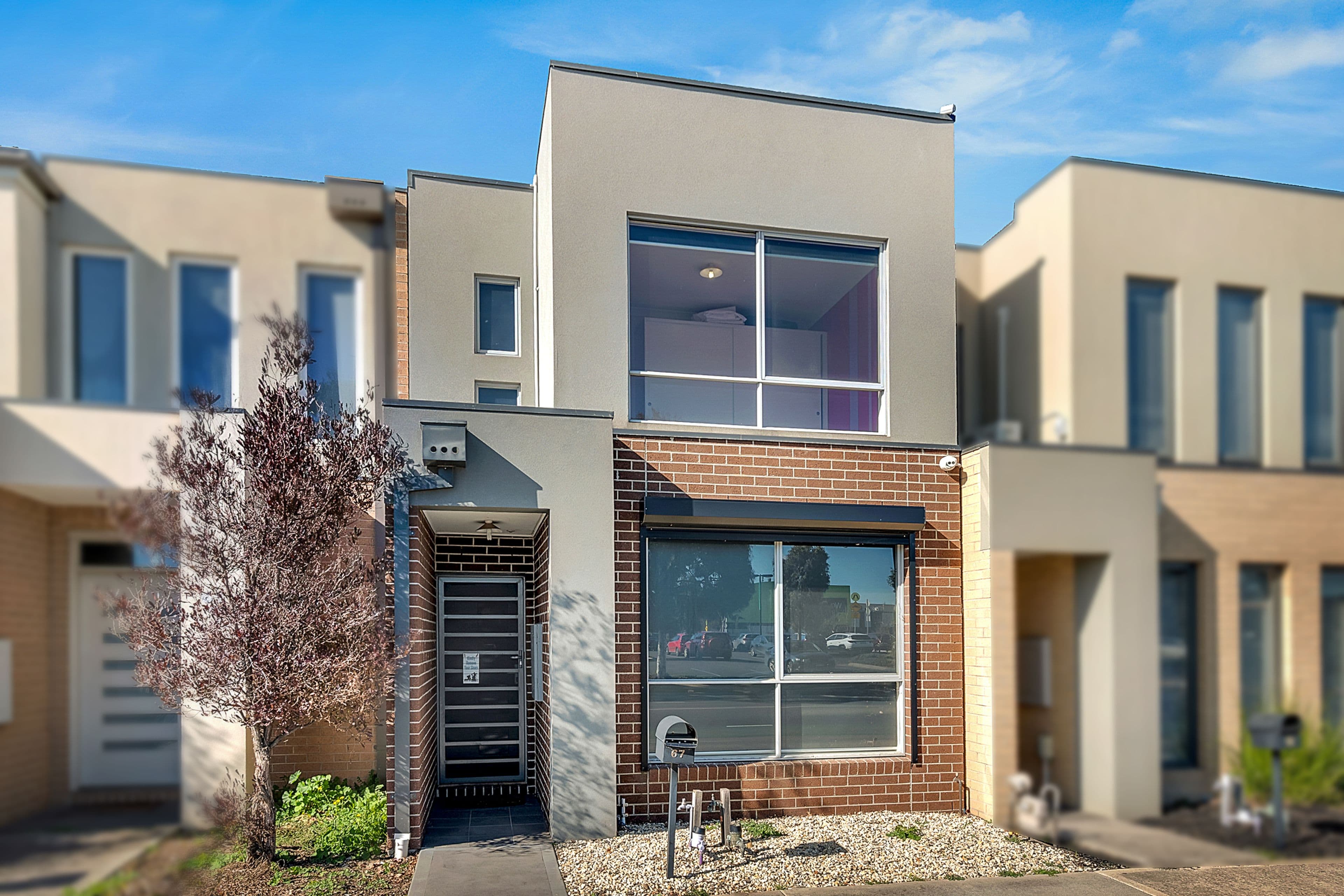 67 Lygon Drive, Craigieburn VIC 3064, Craigieburn - Thumbnail 2