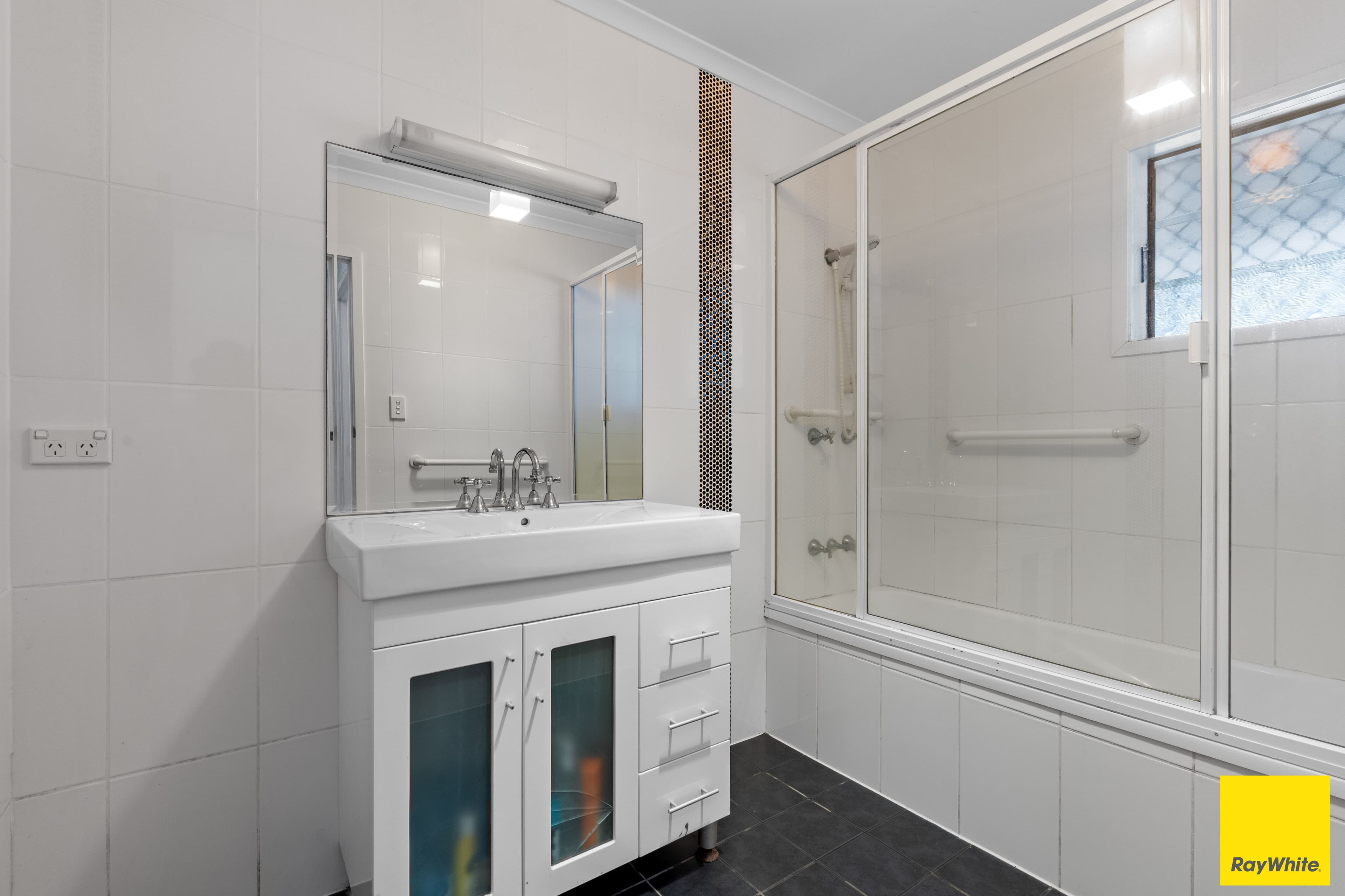 29 Curtin Street, Westcourt QLD 4870, Westcourt - Thumbnail 5