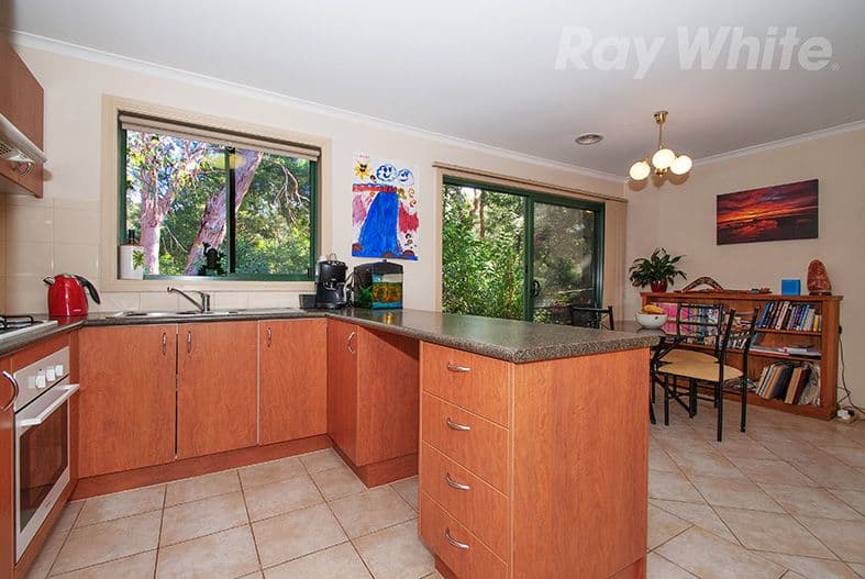 7 BONNIE VIEW Road, Croydon North VIC 3136, Croydon North - Thumbnail 5
