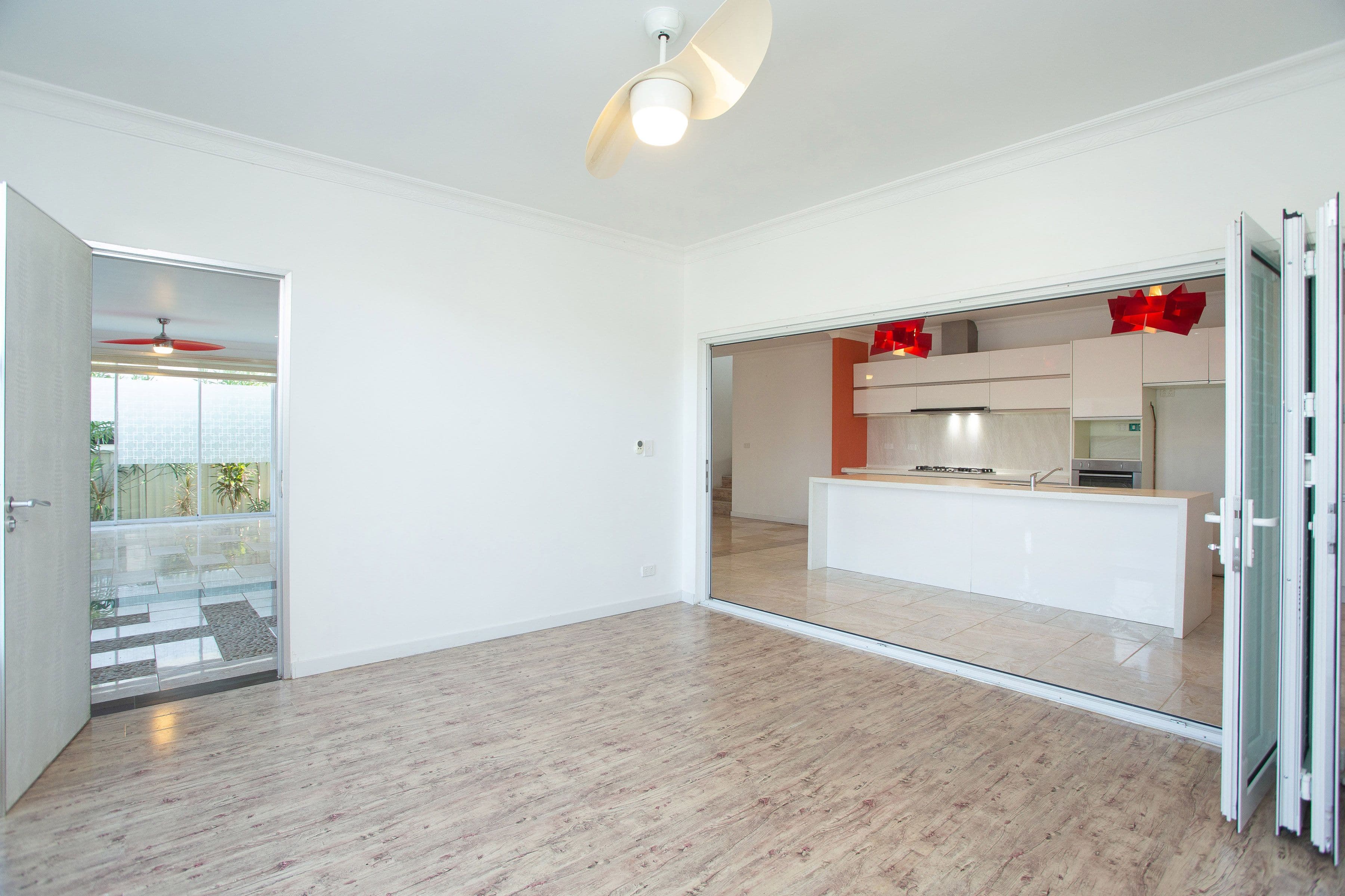 111 Benowa Road, Southport QLD 4215, Southport - Thumbnail 7