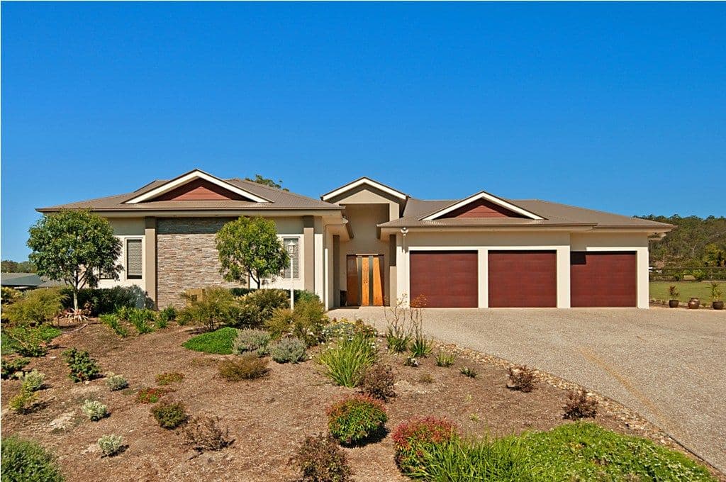 26 Lagoon Park Drive, MAUDSLAND QLD 4210, Maudsland - Thumbnail 2