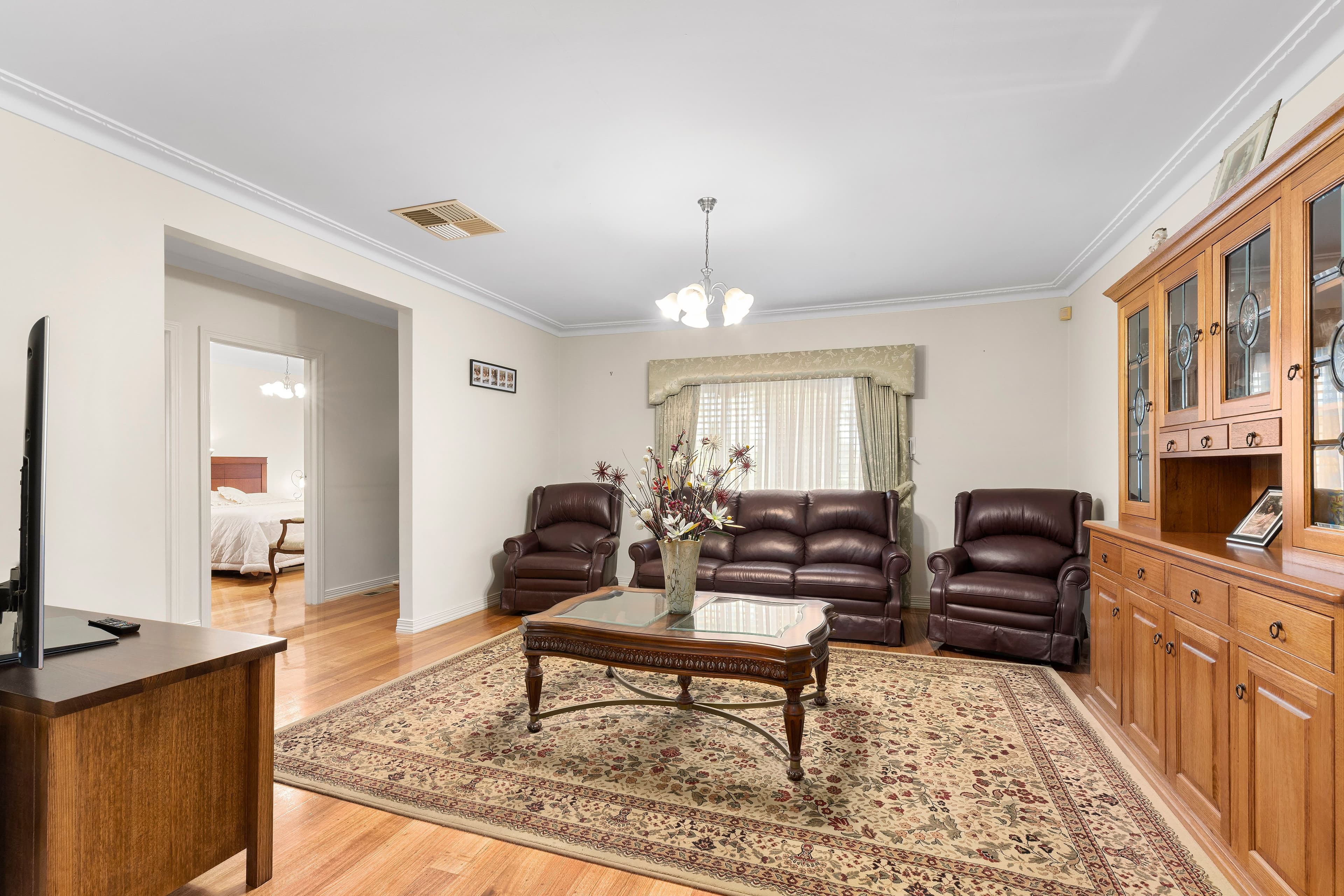 25 Deakin Avenue, Lalor VIC 3075, Lalor - Thumbnail 2