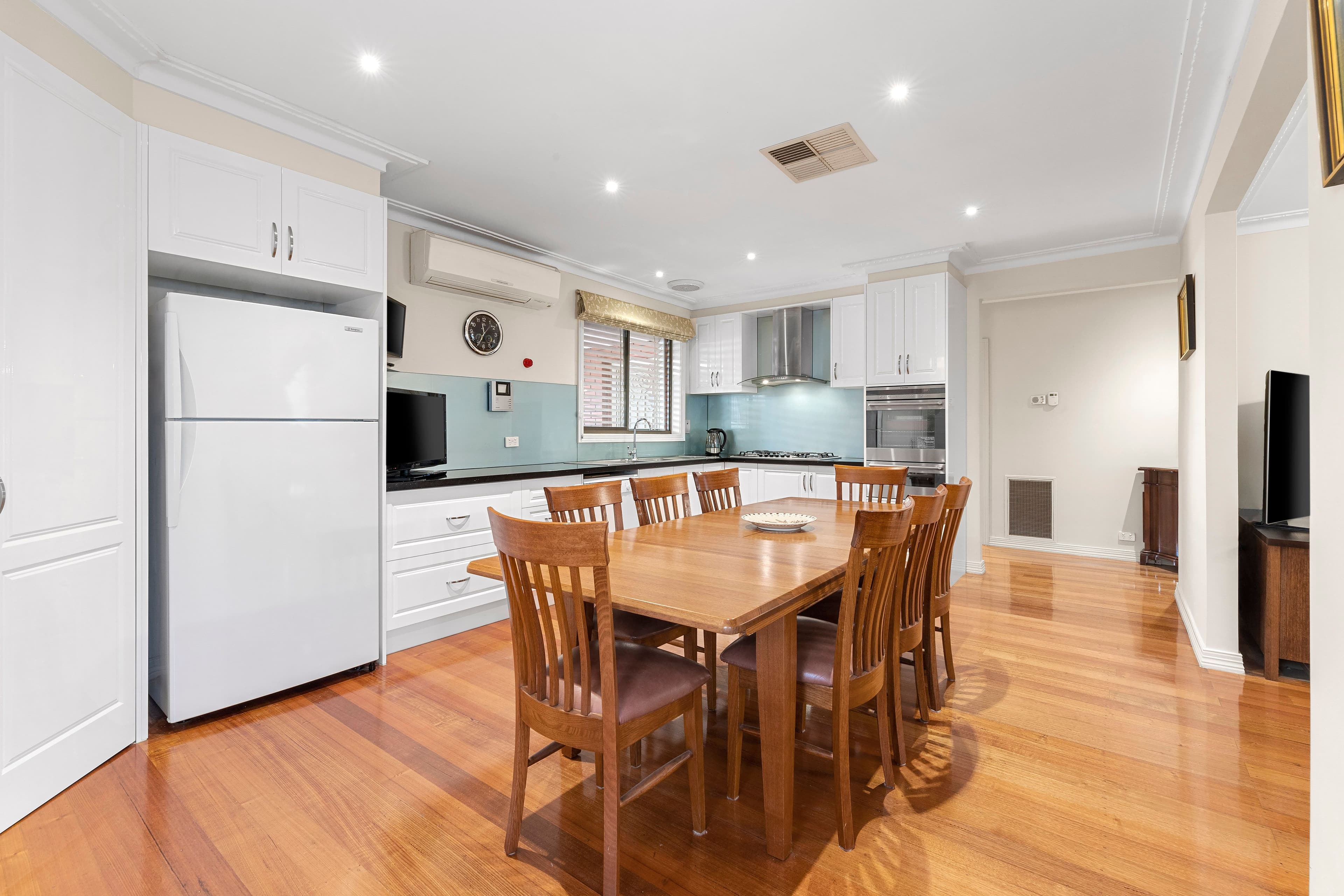25 Deakin Avenue, Lalor VIC 3075, Lalor - Thumbnail 3