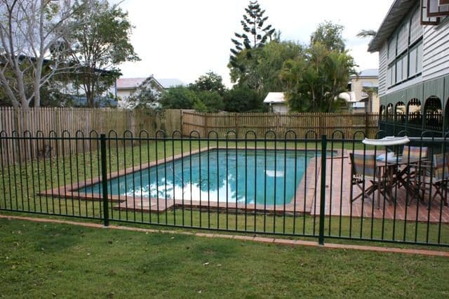 13 Dan Street, GRACEVILLE QLD 4075, Graceville - Thumbnail 2