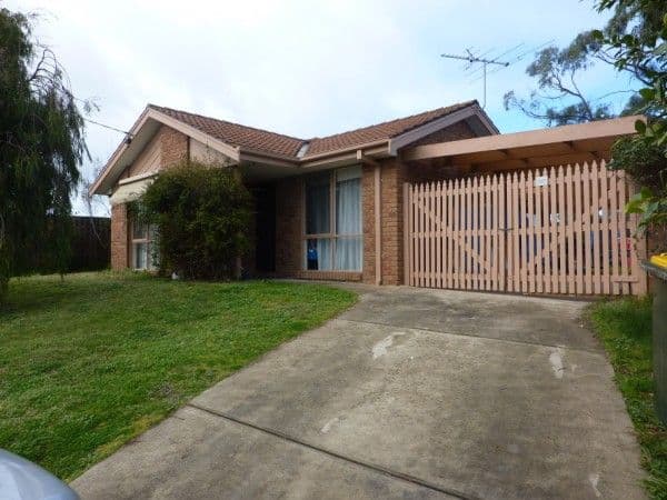 10 Calwell Court, SKYE VIC 3977, Skye - Image 1