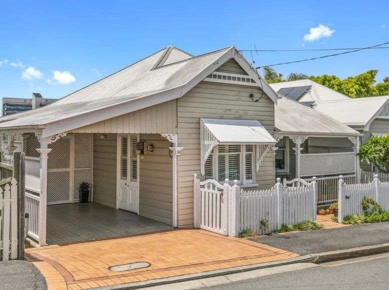 17 Fullerton Street, Red Hill QLD 4059, Red Hill - Image 1