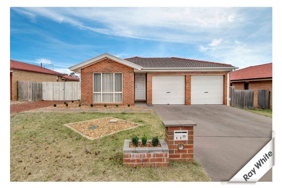 19 Elischer Street, Dunlop ACT 2615, Dunlop - Image 1