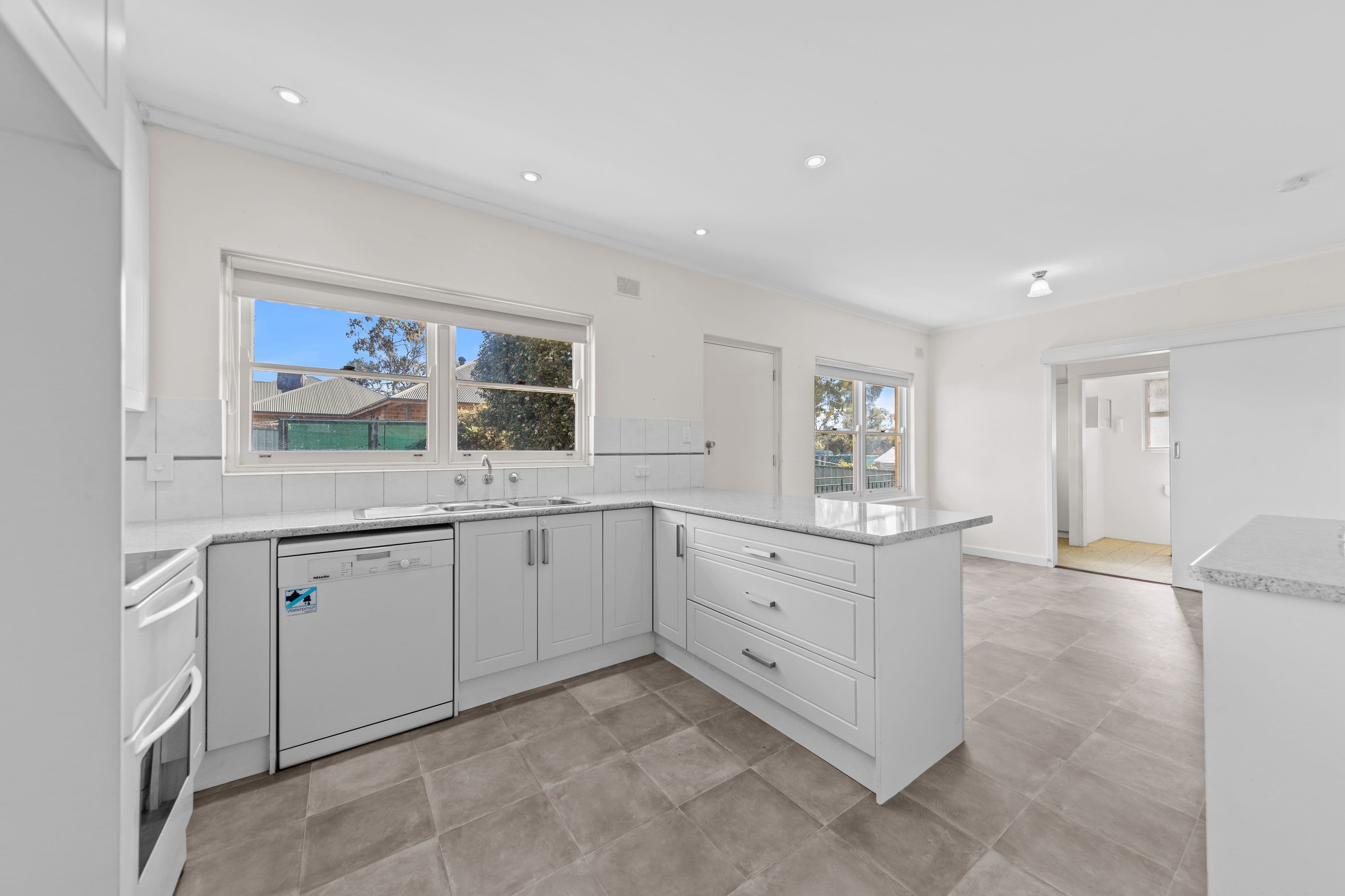 13 Webb Street, Clare SA 5453, Clare - Thumbnail 4