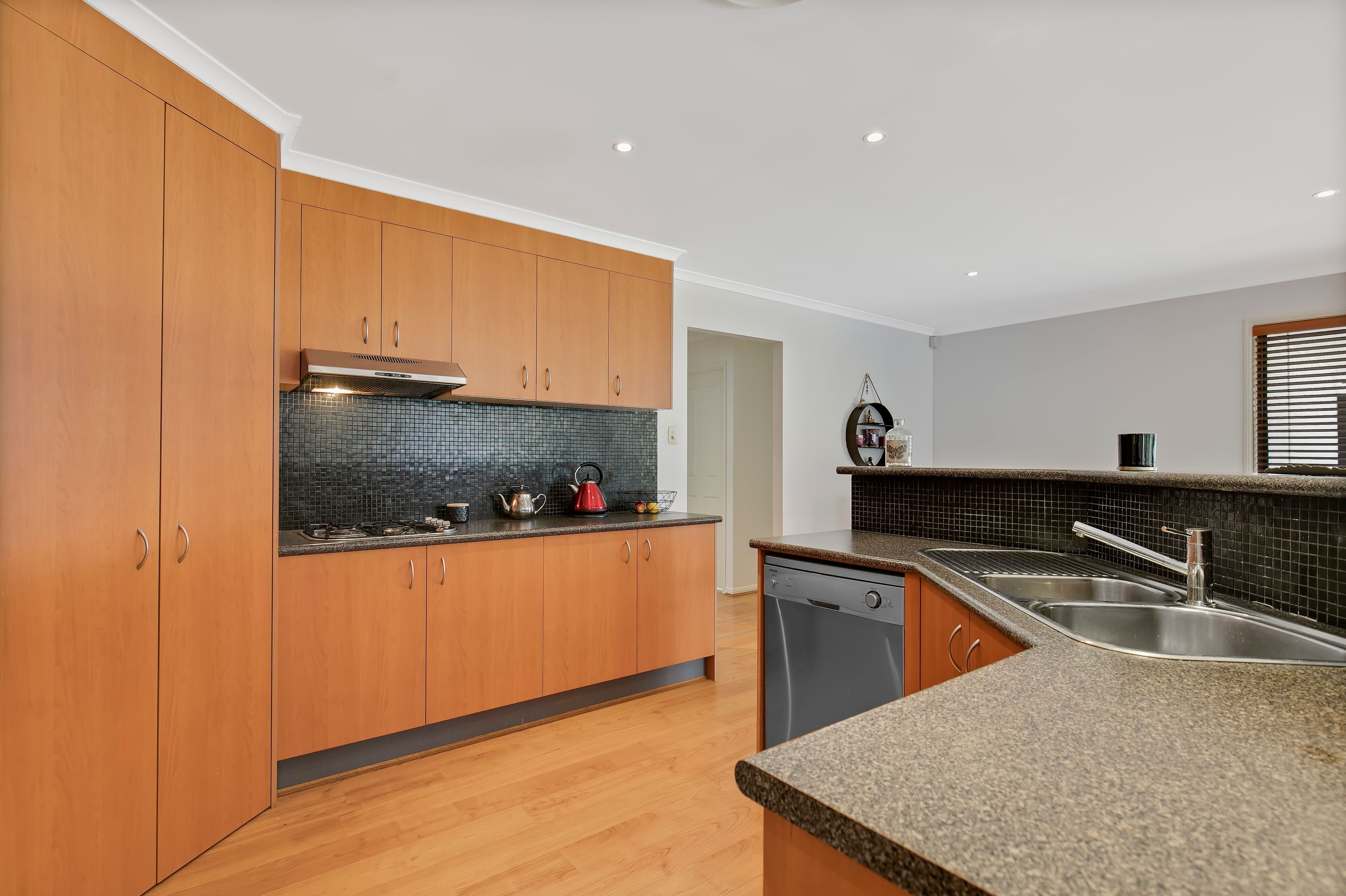 10 Quillback Court, Mountain Creek QLD 4557, Mountain Creek - Thumbnail 6