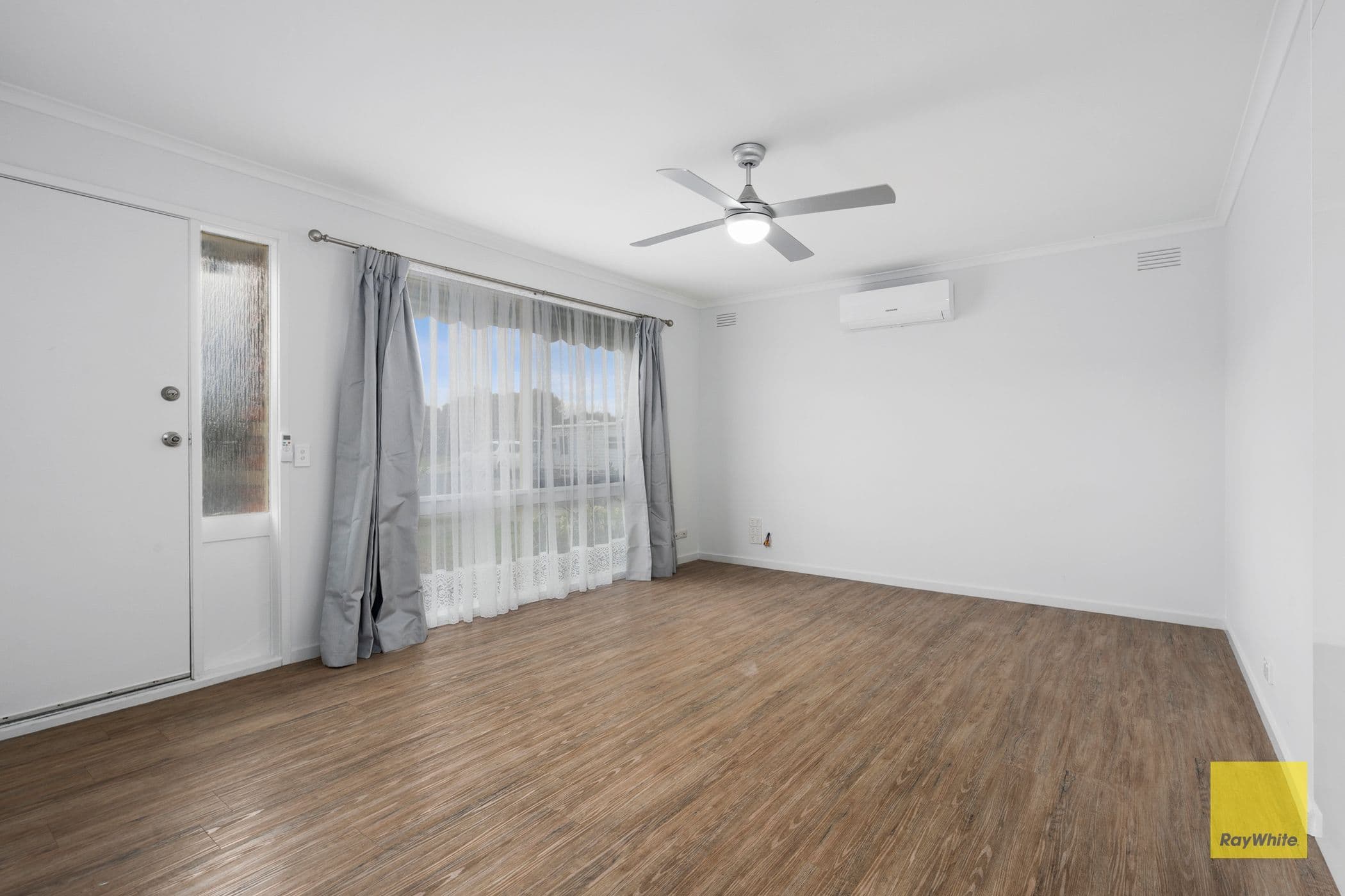 9 Cosmos Court, Whittington VIC 3219, Whittington - Thumbnail 4