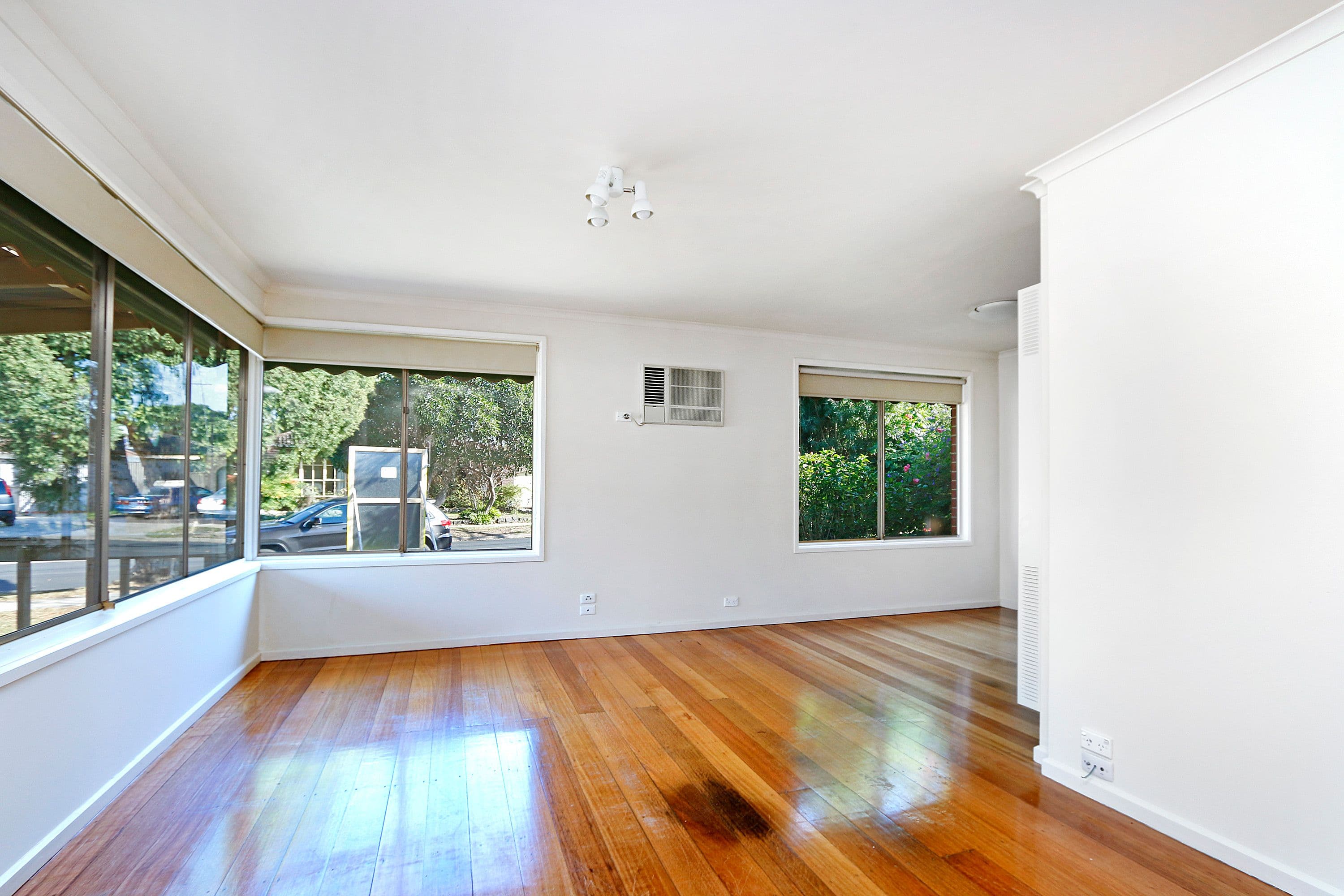 51 Lucerne Crescent, Frankston VIC 3199, Frankston - Thumbnail 2