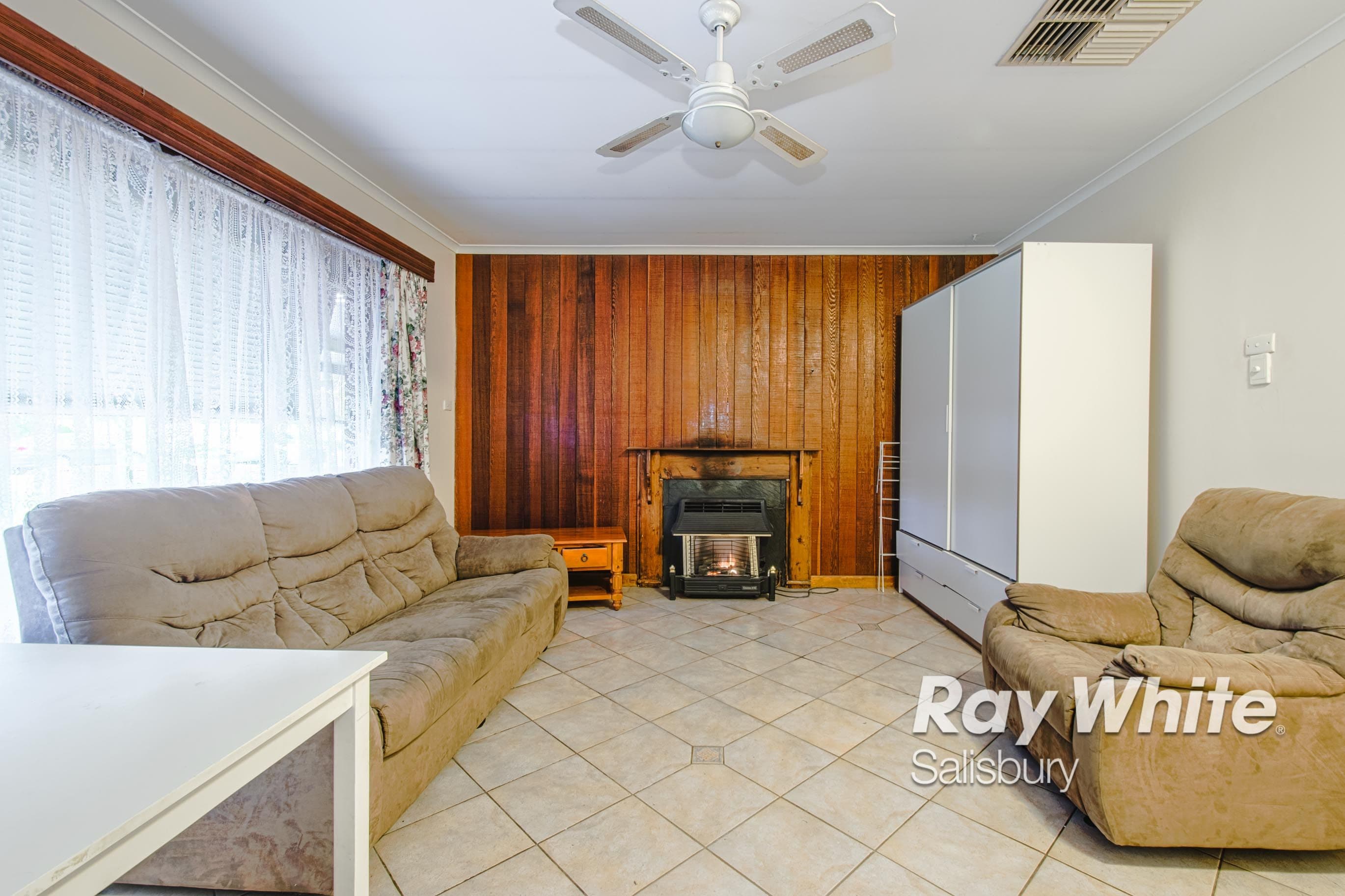 17 Douglas Road, Salisbury East SA 5109, Salisbury East - Thumbnail 2
