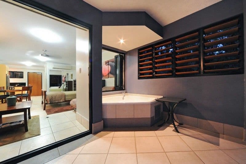 438 Shute Harbour Road, AIRLIE BEACH QLD 4802, Airlie Beach - Thumbnail 5