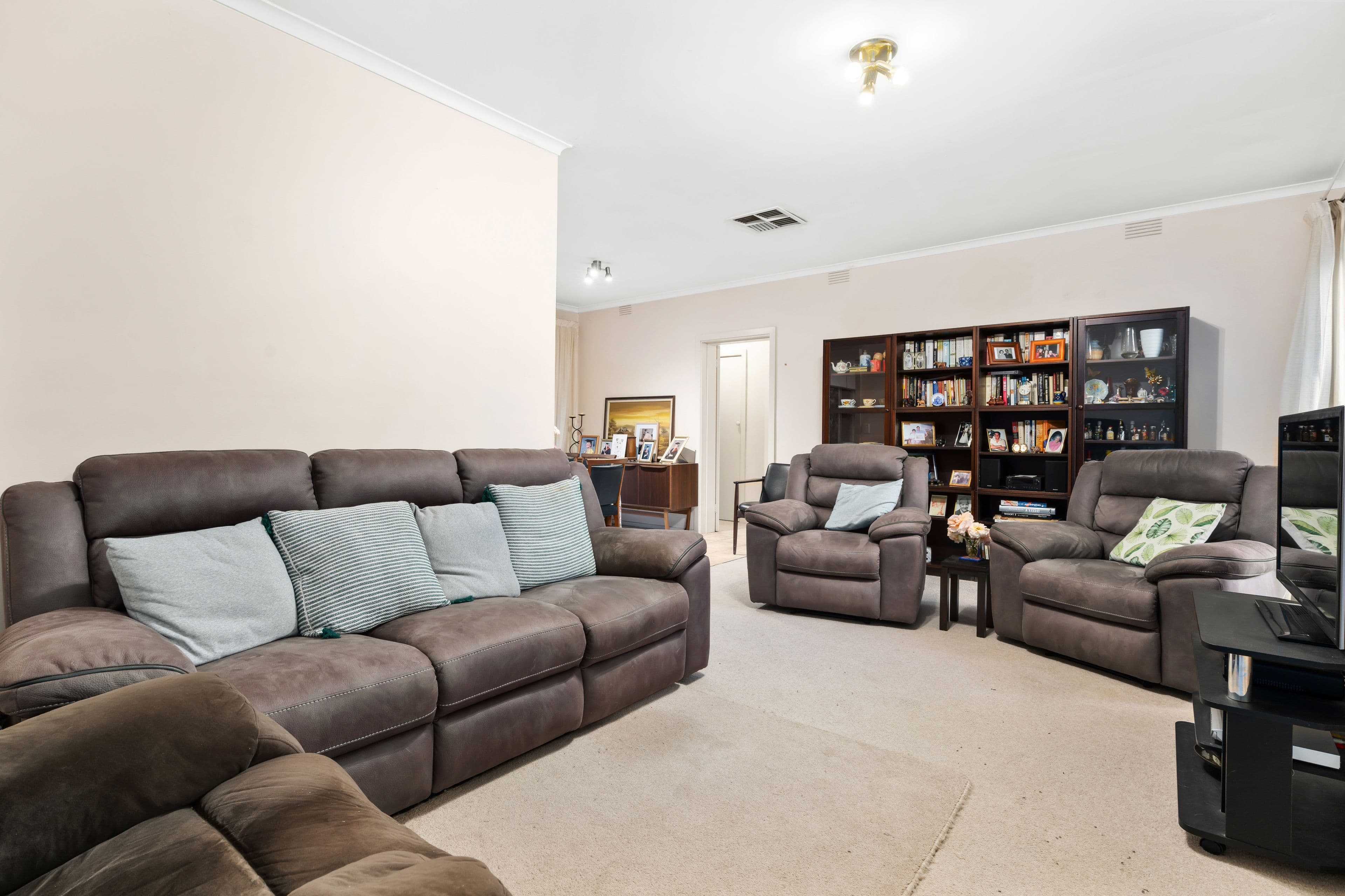 7 Bembooka Court, Doncaster VIC 3108, Doncaster - Thumbnail 6