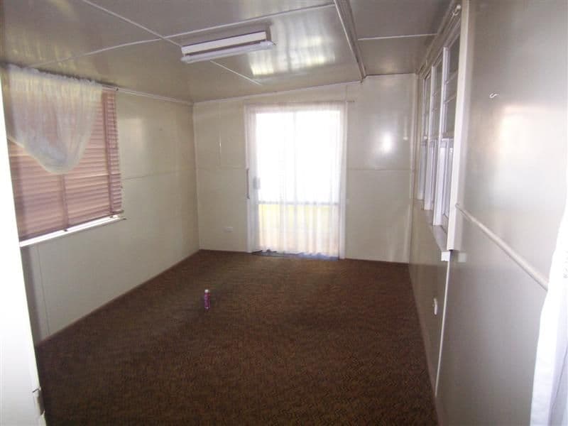 57 Llewellyn Street, CENTENARY HEIGHTS QLD 4350, Centenary Heights - Thumbnail 3
